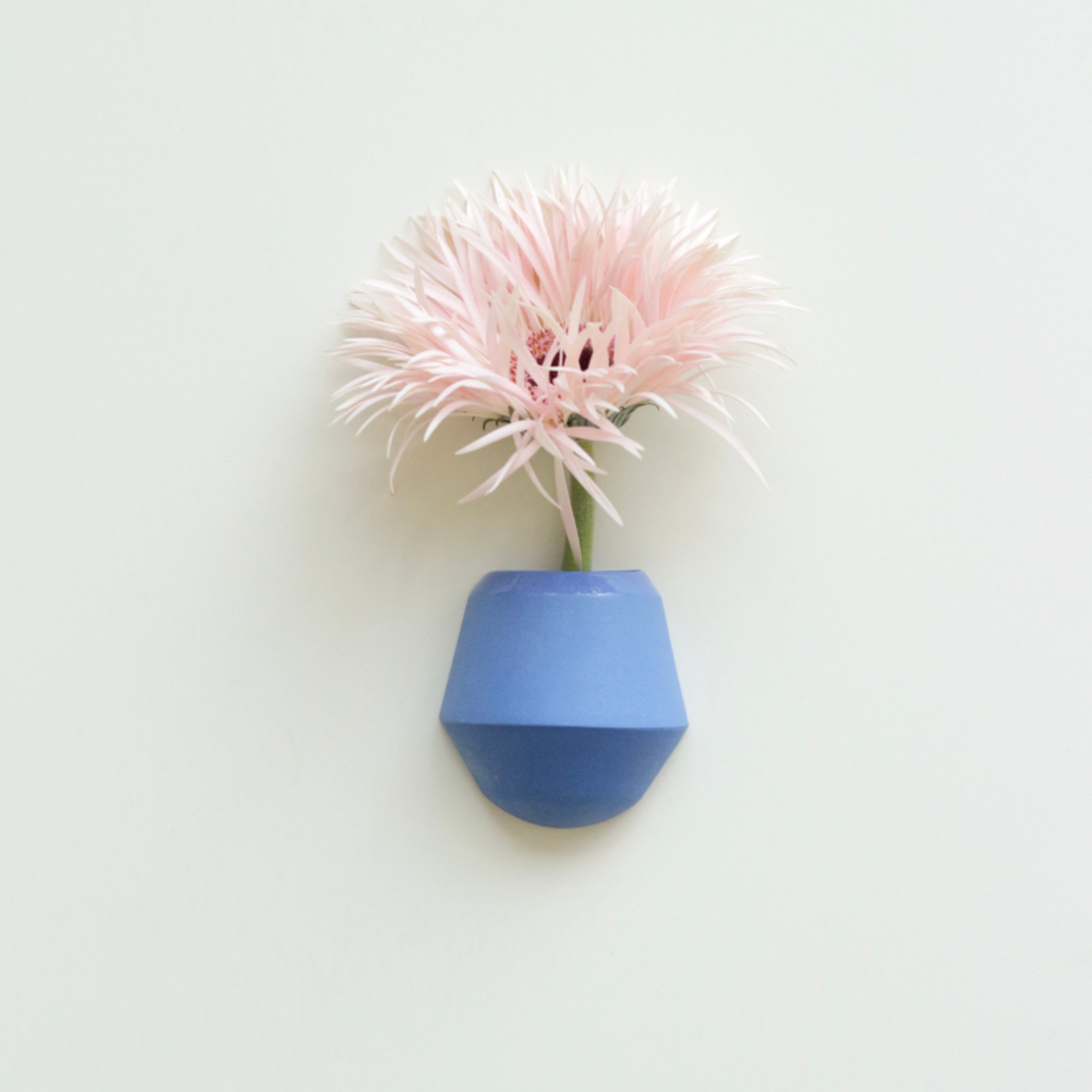 form keramiek form  - wall vase hanneke