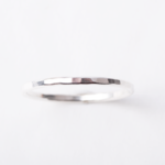 charlotte wooning ring hammered - silver