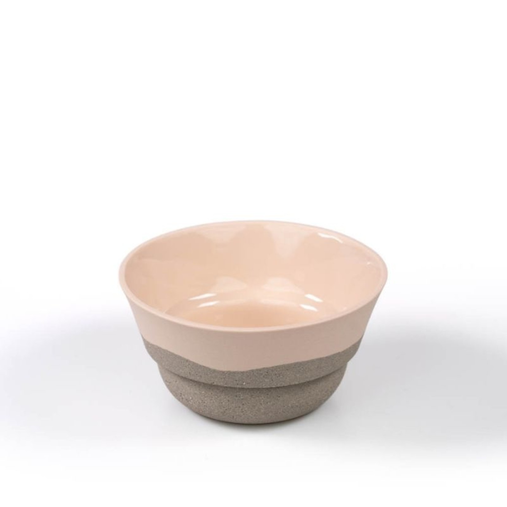 form keramiek form  - bowl roos  - limited edition sand