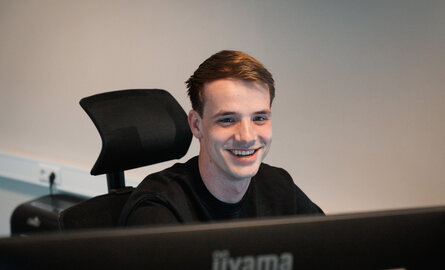 Maak kennis met Financieel Administratief medewerker Dennis Bakker