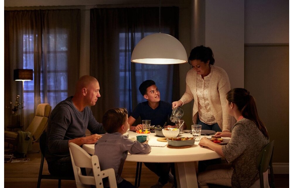 Philips LED kaarslamp E14 5,5W (40W) – Cool white