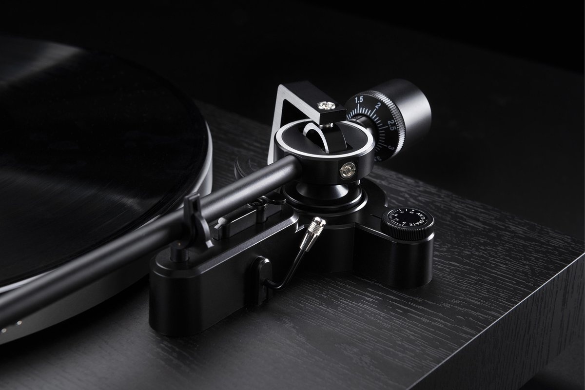 Dual CS 518 Zwart - Platenspeler