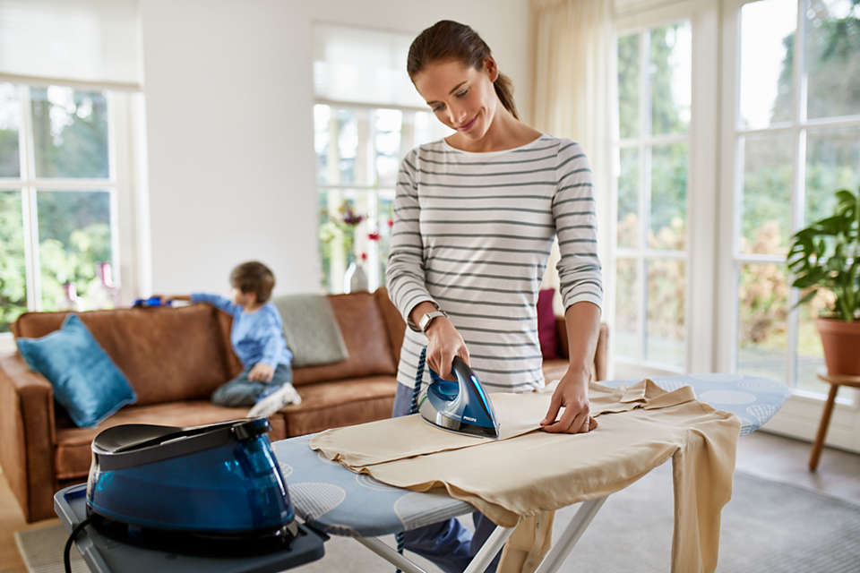 Philips Perfect Care Compact GC7846/80 - Stoomgenerator