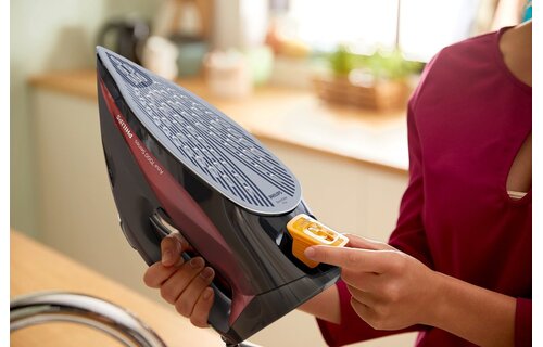 Philips DST7022/40 - Stoomstrijkijzer