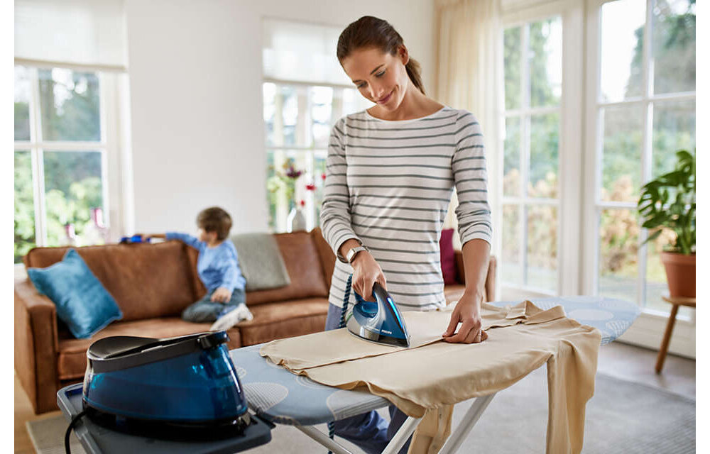 Philips Perfect Care Compact GC7846/80 - Stoomgenerator