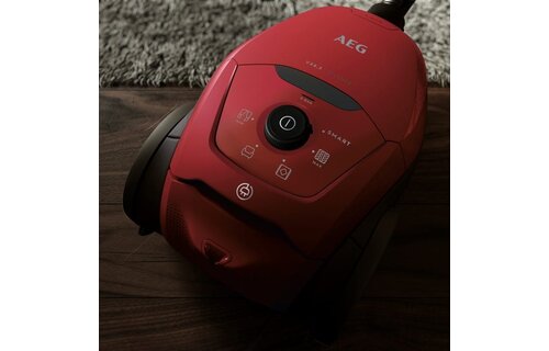 AEG VX82-1-2CR - Stofzuiger met zak