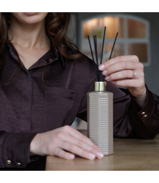 Scentchips® Kit Bâtonnets Diffuseurs Parfumés Ribbed Orange & Cedarwood - 500ml