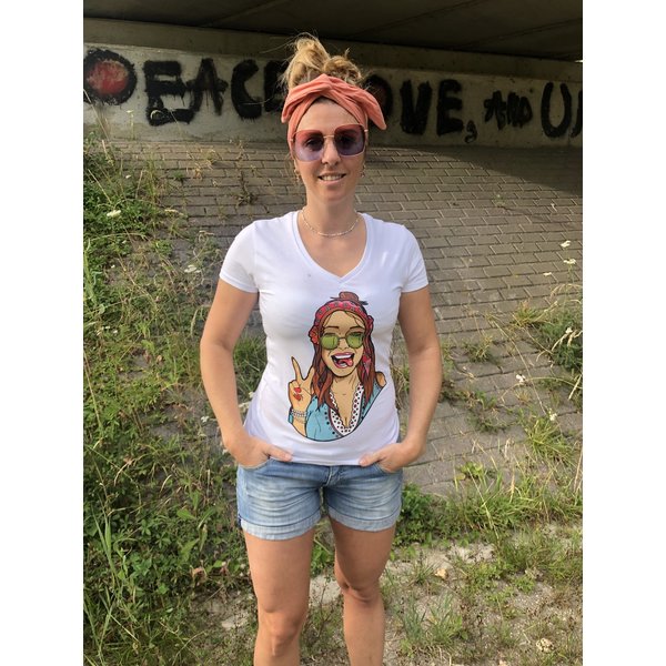 T-shirt Colourful Hippiegirl - wit