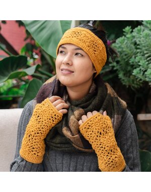 Sjaal met Verhaal Handwarmers Granny square okergeel