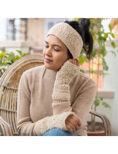 Sjaal met Verhaal Handwarmers Granny square beige