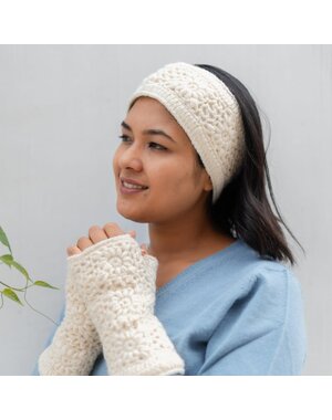 Sjaal met Verhaal Handwarmers Granny square crème