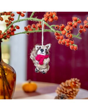 Sjaal met Verhaal Hanger Wasbeer Indian Summer Burgundy