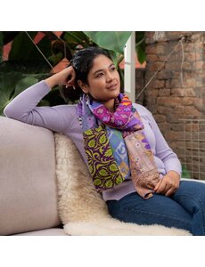 Sjaal met Verhaal Sarisjaal Patchwork Paarstinten