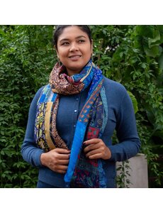 Sjaal met Verhaal Sarisjaal Patchwork Blauwtinten