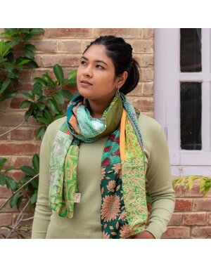 Sjaal met Verhaal Sarisjaal Patchwork Groentinten