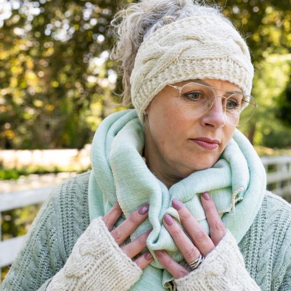 Sjaal met Verhaal Haarband Cable Crème Gemêleerd | Sjaal met Verhaal