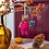 Sjaal met Verhaal Hanger Beer Indian Summer Burgundy | Sjaal met Verhaal