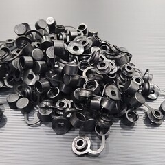 Kunststof Combi Doppen Zwart 76/18 100 stuks