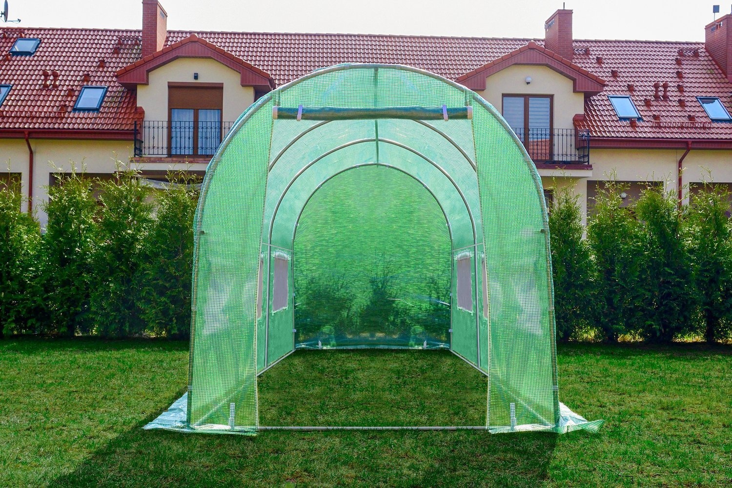 Tuinkas 3x2x2 meter - 6m2 - metalen frame met groene PE-folie - met klamboe ramen