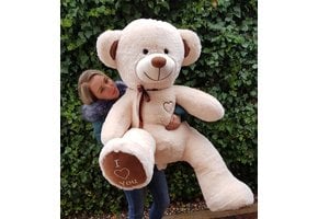 Knuffelbeer crème - geborduurd I Love You - 165 cm
