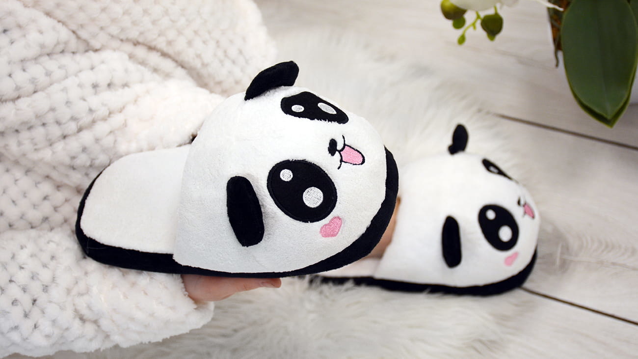 Pantoffels - Sloffen - Pandabeer