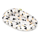 Babynest - baby nestje - 0-8 maanden - 100% katoen - 82x54cm - gele driehoeken