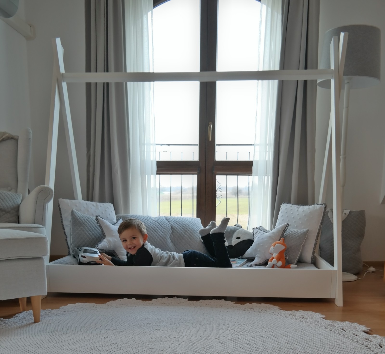 Houten bed - Scandinavische stijl - modern kinderbed - tipi tent stijl - 160x80cm - wit