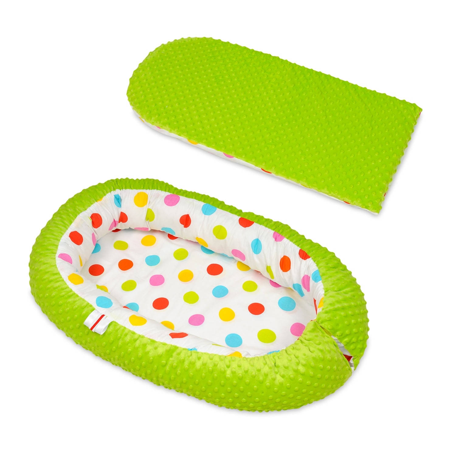 Babynest - baby nestje - 0-8 maanden - 82x54cm - lente stippen - groen