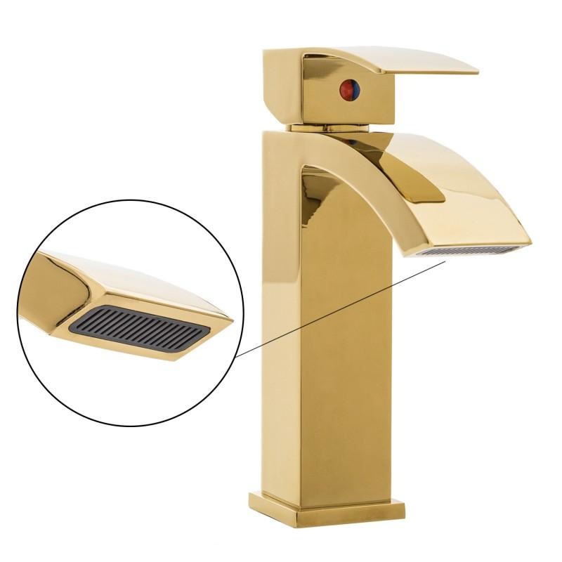 Badkamer wastafel kraan staande kraan goud
