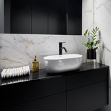 Hoge staande wastafelkraan zwart