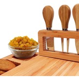 Borrelplank - kaasplankje - bamboe - met messen - 38,5x28 cm