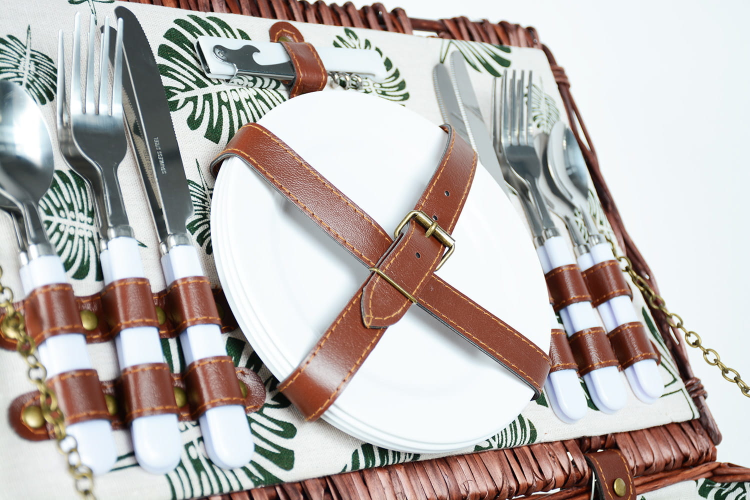 Picknickmand - 4 personen - 22-delig - rieten mand - 43x30x19cm