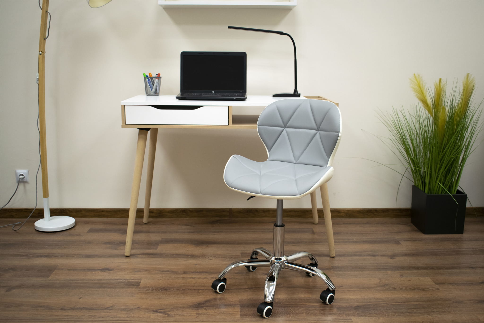 Bureaustoel AVOLA - ergonomisch - ECO-leer - grijs wit