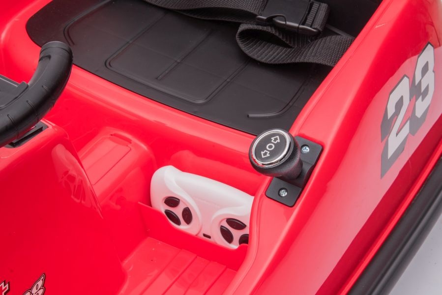 Elektrische kinderauto - bestuurbaar- max 30kg - rood