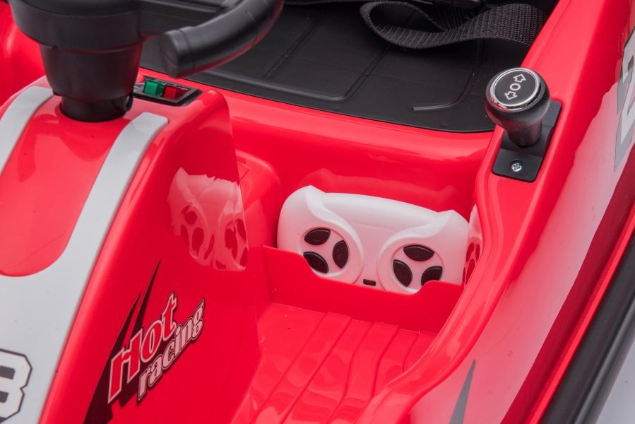 Elektrische kinderauto - bestuurbaar- max 30kg - rood