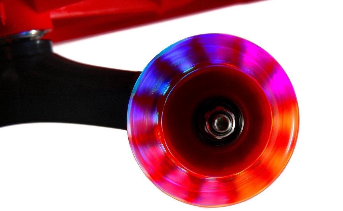 Wiggle car - wiebelauto - met LED-verlichte wielen - rood