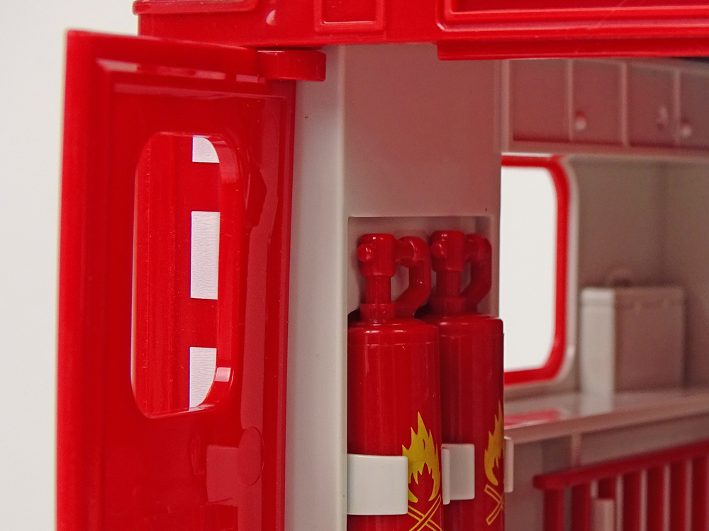 Op afstand bedienbare brandweerkazerne Water beweegbare ladder