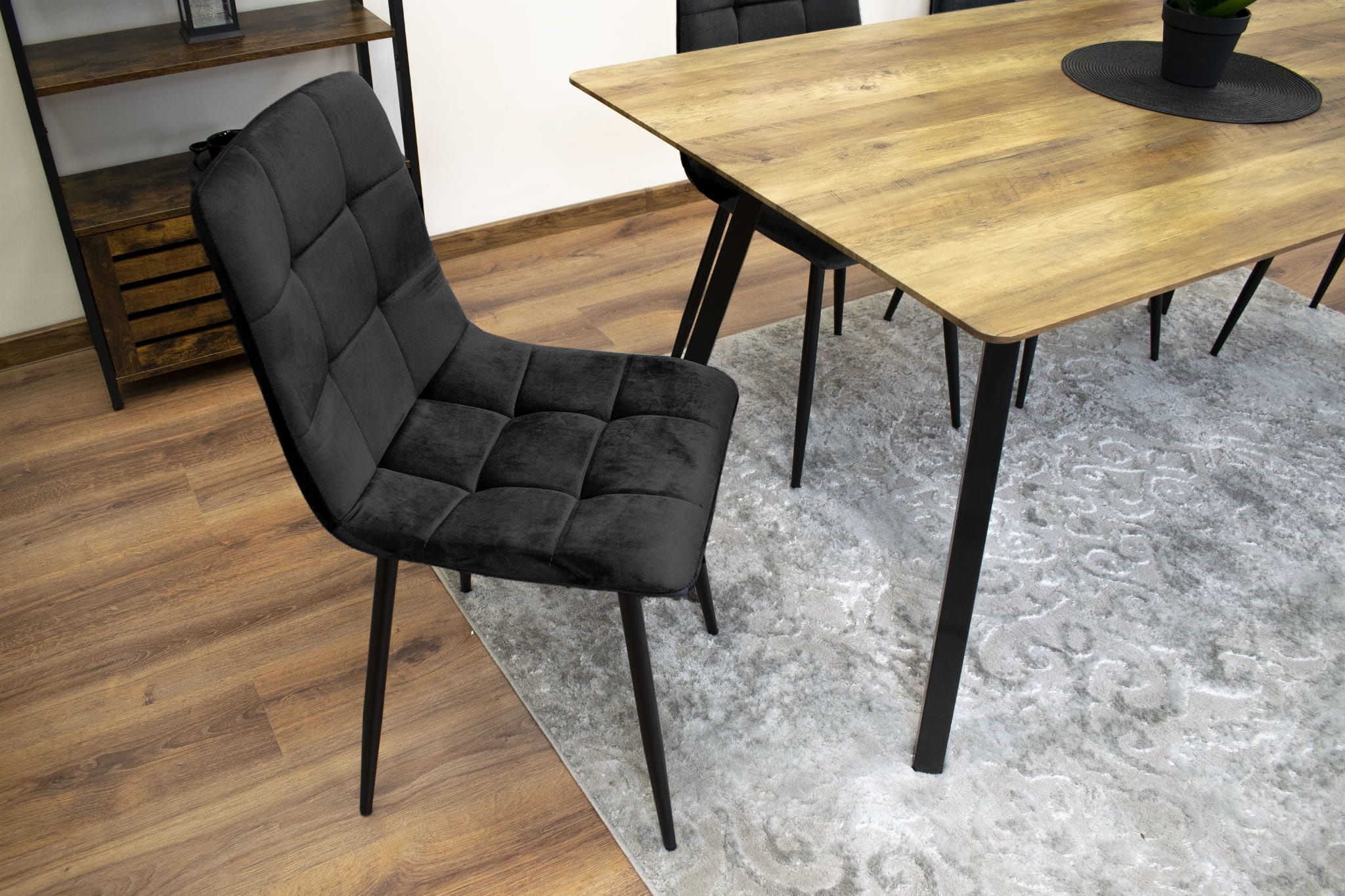 KARA - Velvet eetkamerstoel - zwart - set van 4 eetstoelen