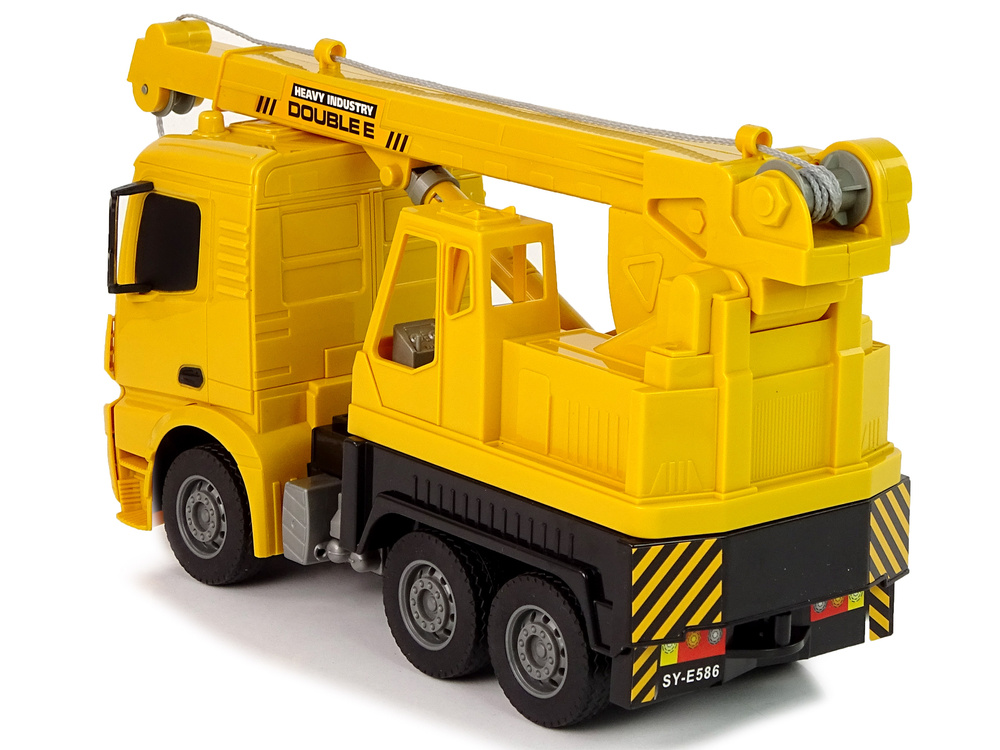 RC kraanwagen - met LED verlichting 34x11x17 cm - geel