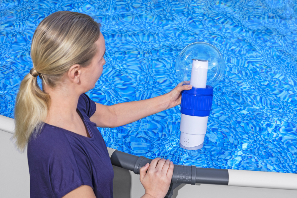 Bestway - chloordrijver - led verlichting - zonne energie