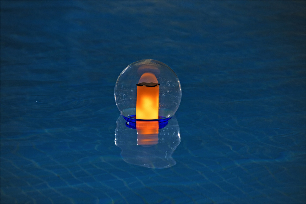 Bestway - chloordrijver - led verlichting - zonne energie