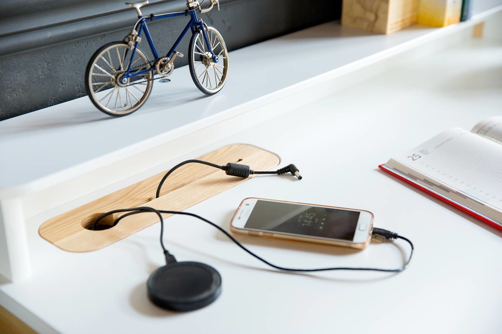 Ashme Schrijftafel | Vluchtige Munt | 110x56x75 cm | FSC-gecertificeerd