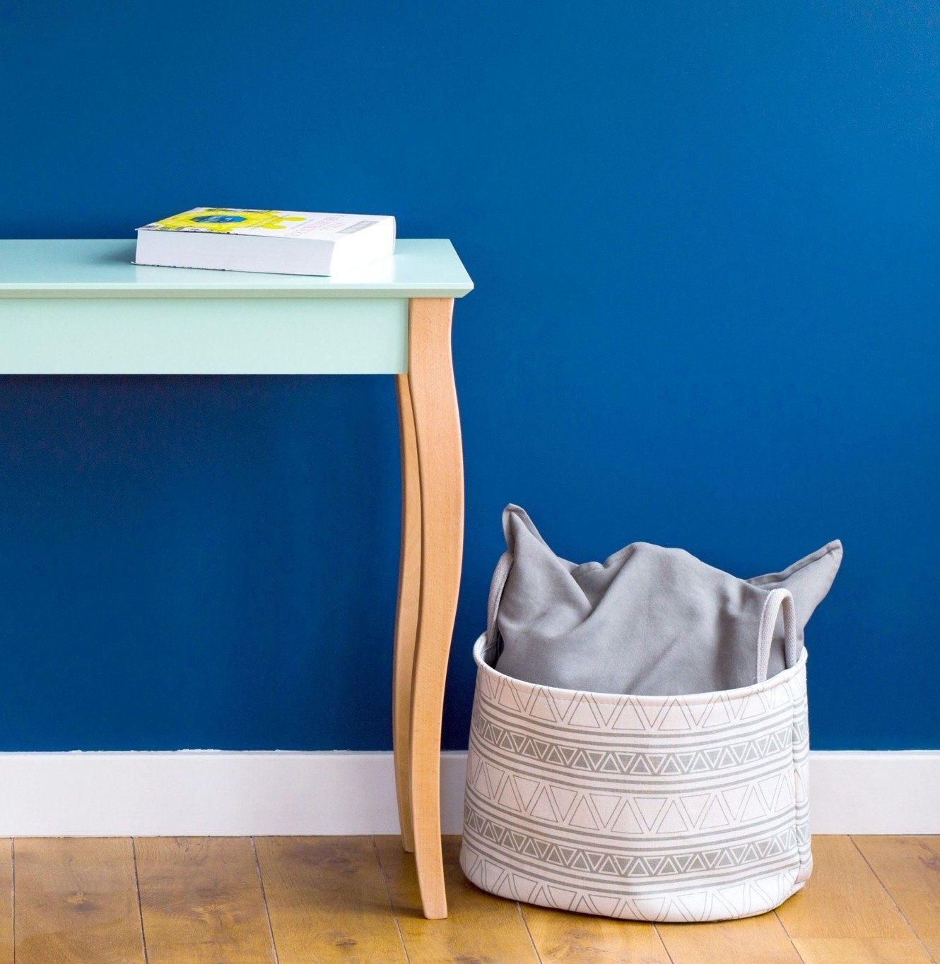 Bijzettafel Lillo, 85x35x74cm, Petrolblauw, Beukenhout poten - FSC gecertificeerd