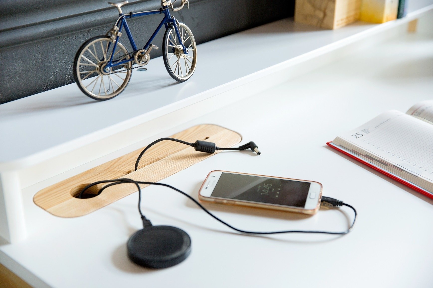 Ashme schrijftafel in marineblauw | 110x56x75 cm | FSC gecertificeerd | 1 lade