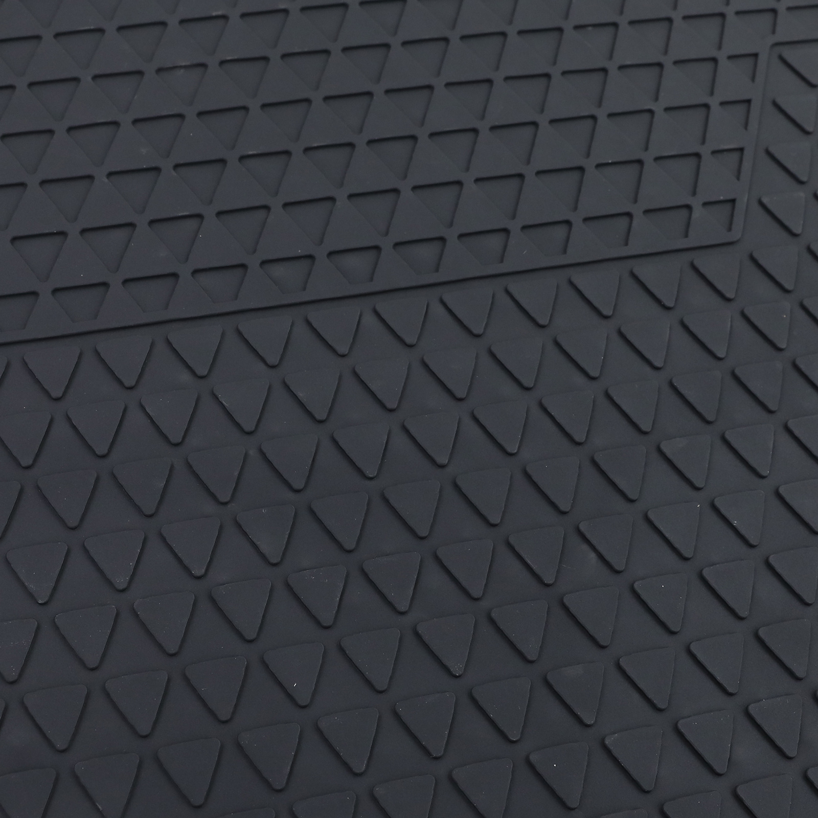 Rubberen vloermatten geschikt voor VW T-Cross vanaf 2018 - zwart - 4 stuks