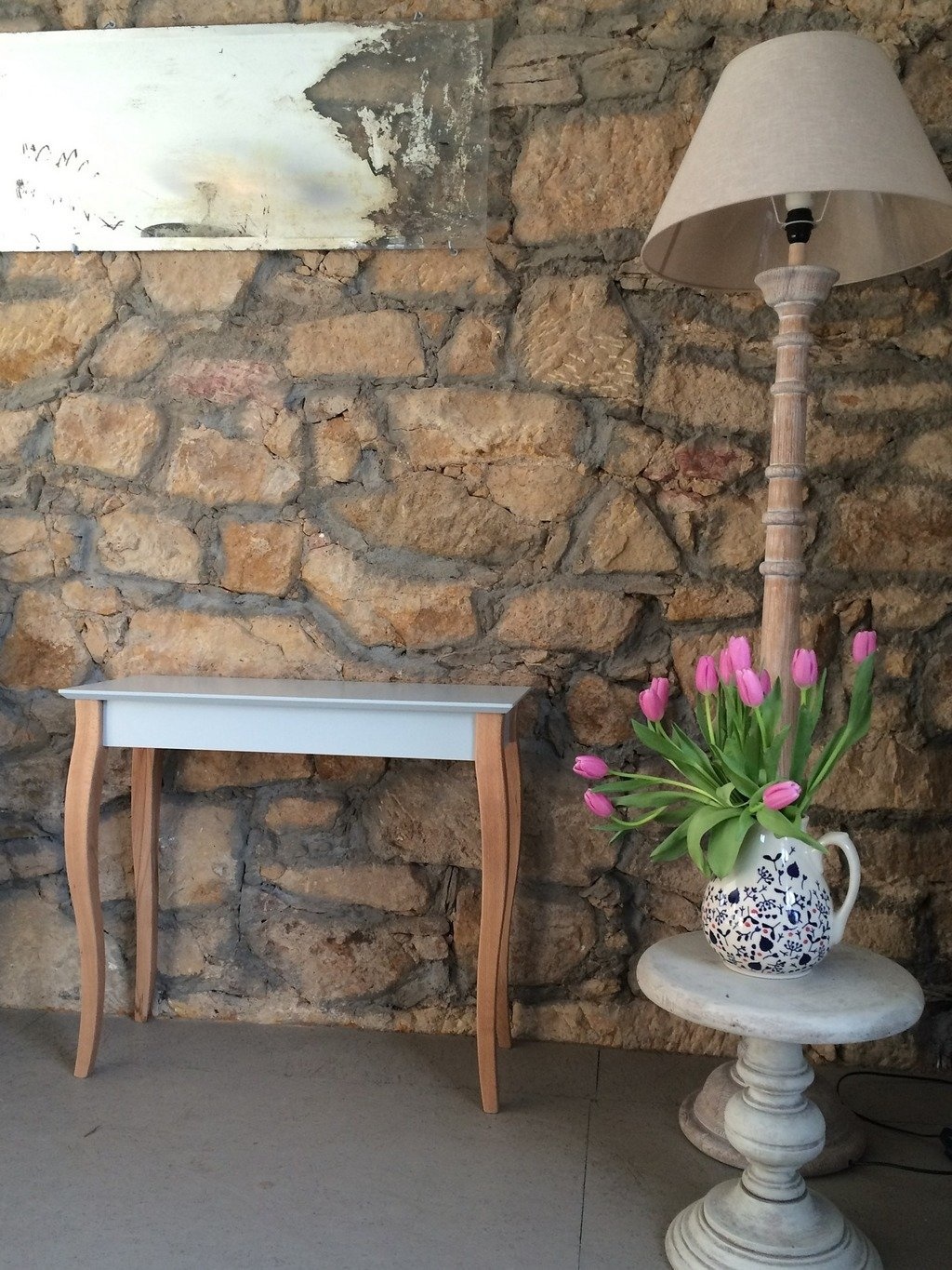 Bijzettafel Lillo - Lichtgrijs, 85x35x74 cm, Beukenhout poten, FSC®-Gecertificeerd