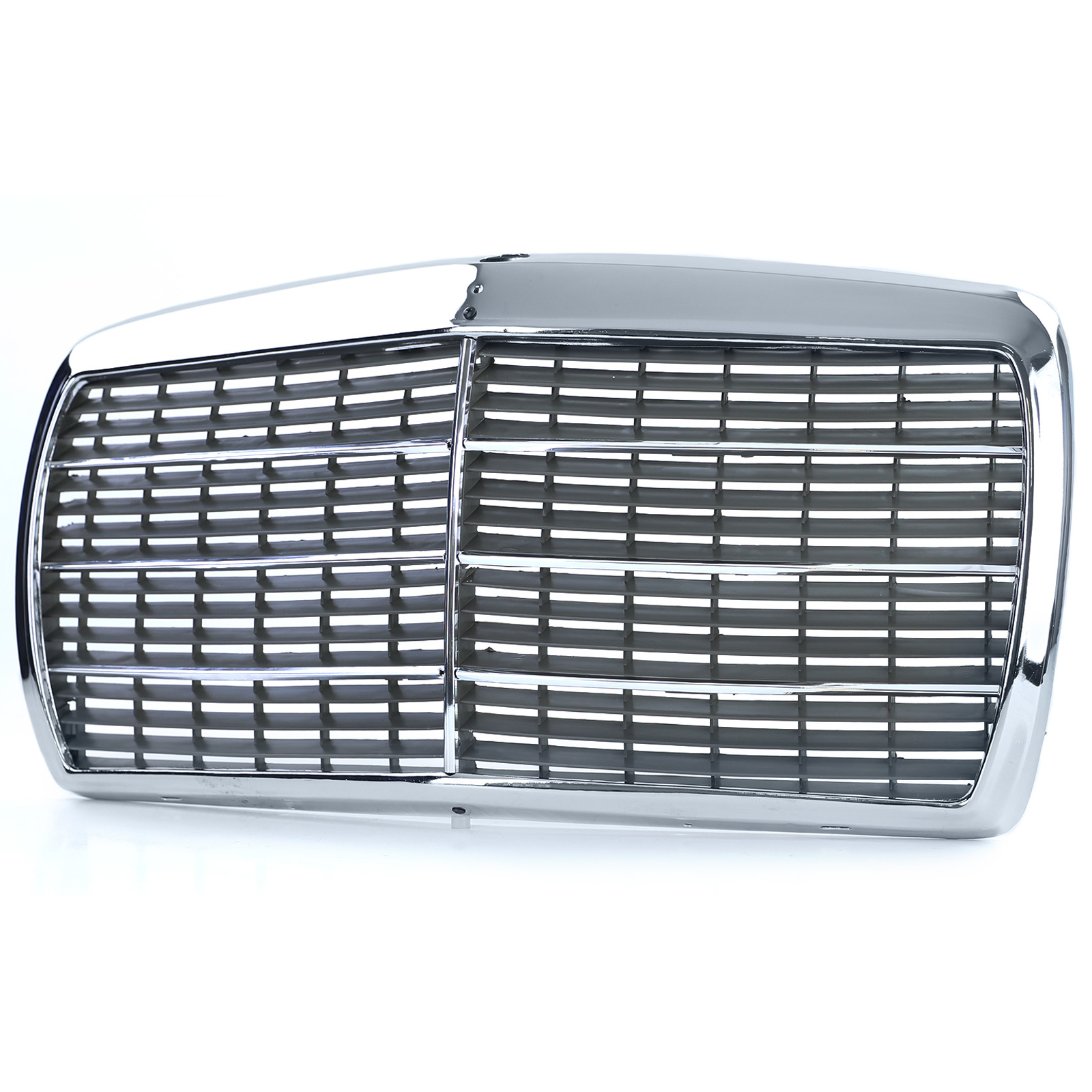 Radiateurgrill geschikt voor Mercedes W123 75-85 - Compleet met chromen frame en strips - OEM kwaliteit