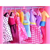 Poppenkleertjes - met kledingkast - 33x9x39cm - 33 delig - roze