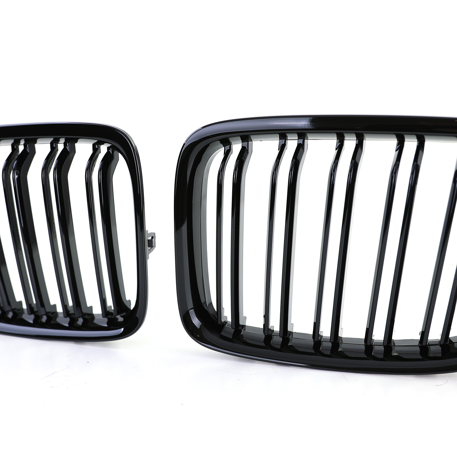 Grill Nieren geschikt voor BMW X1 E84 0-15 - Dubbele Brug - Glanzend Zwart