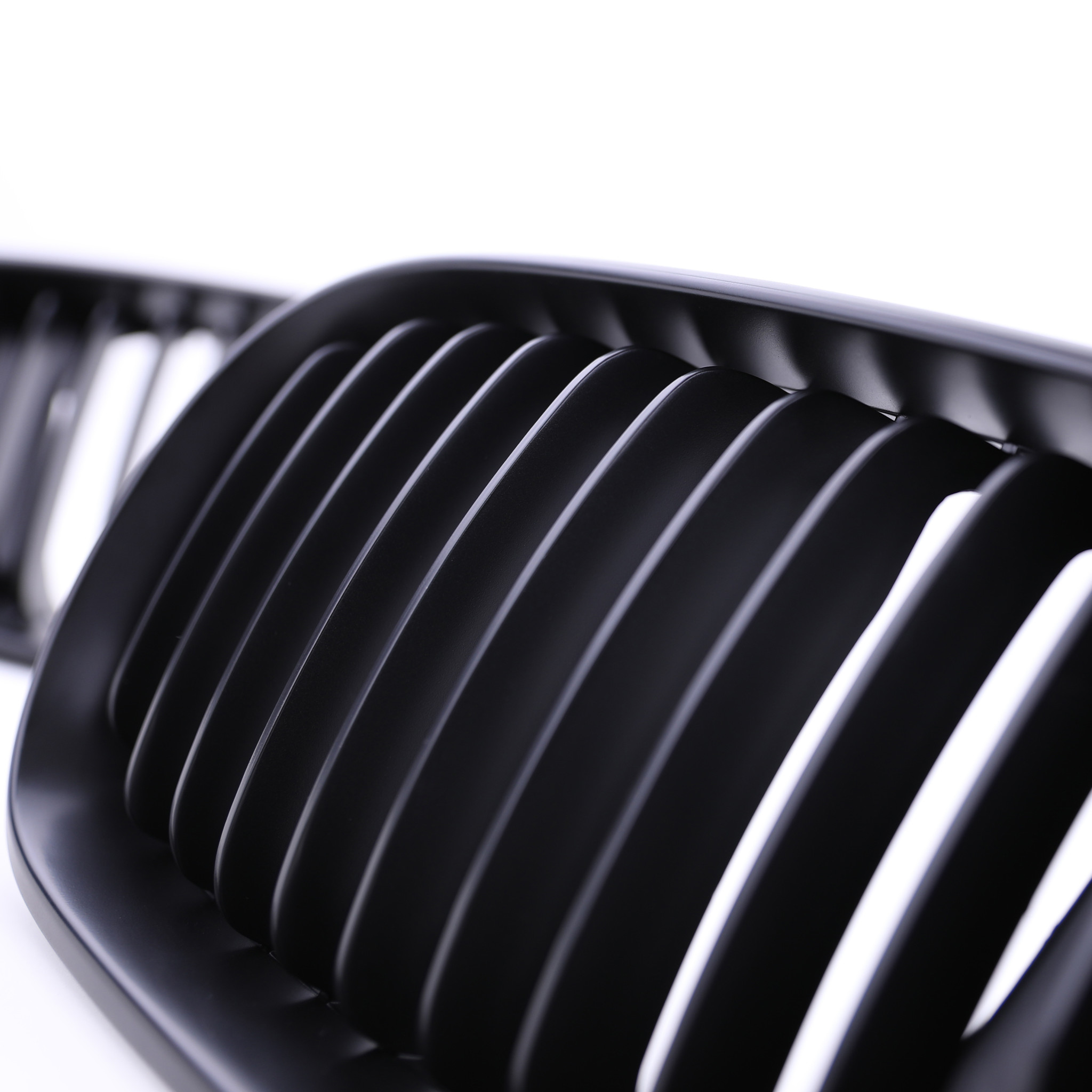 Autogrille geschikt voor BMW E46 Sedan Touring 01-05 - Sportieve look - Performance zwart